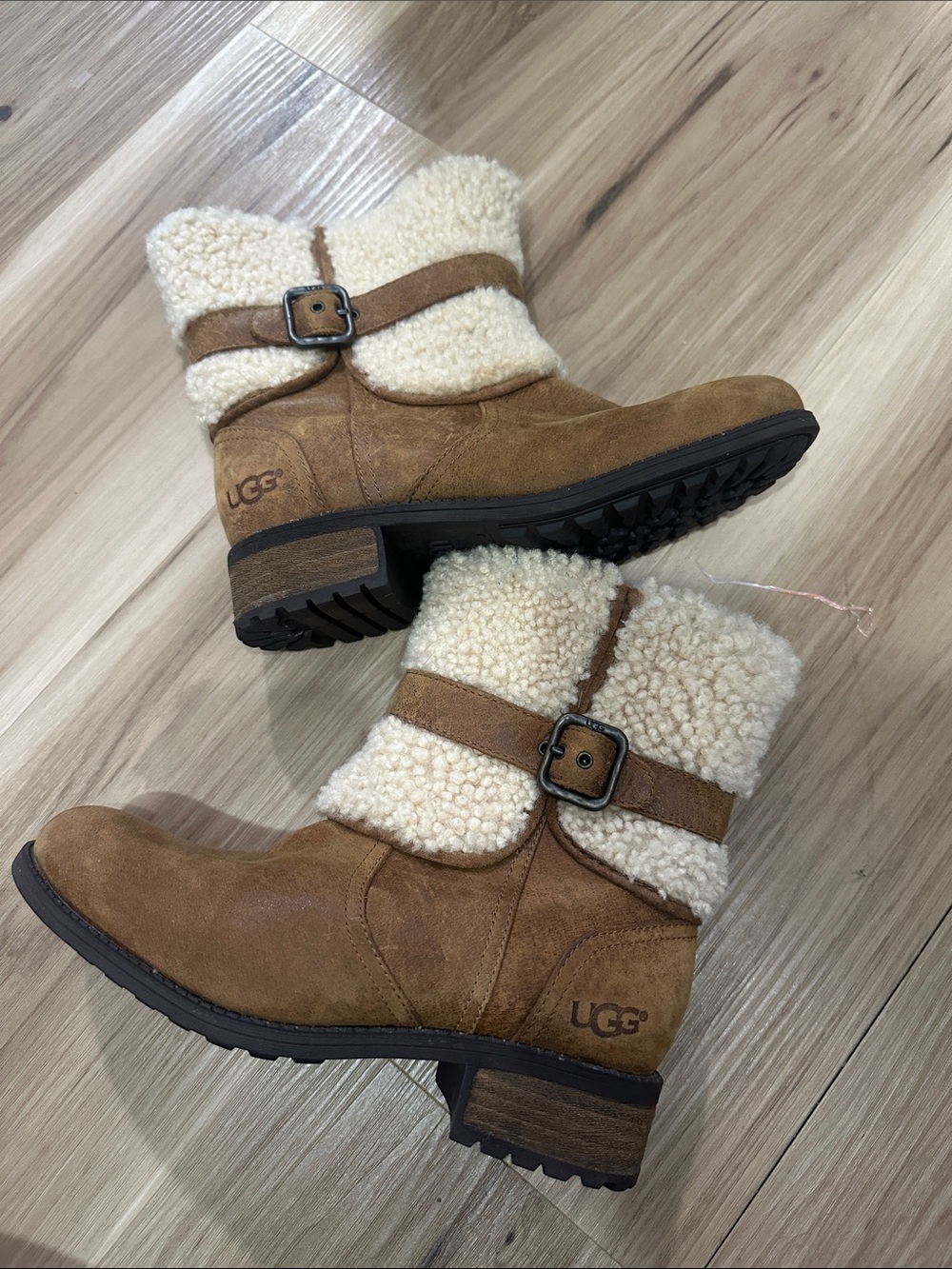 UGG Women’s Chestnut Suede Shearling Cuff Boot